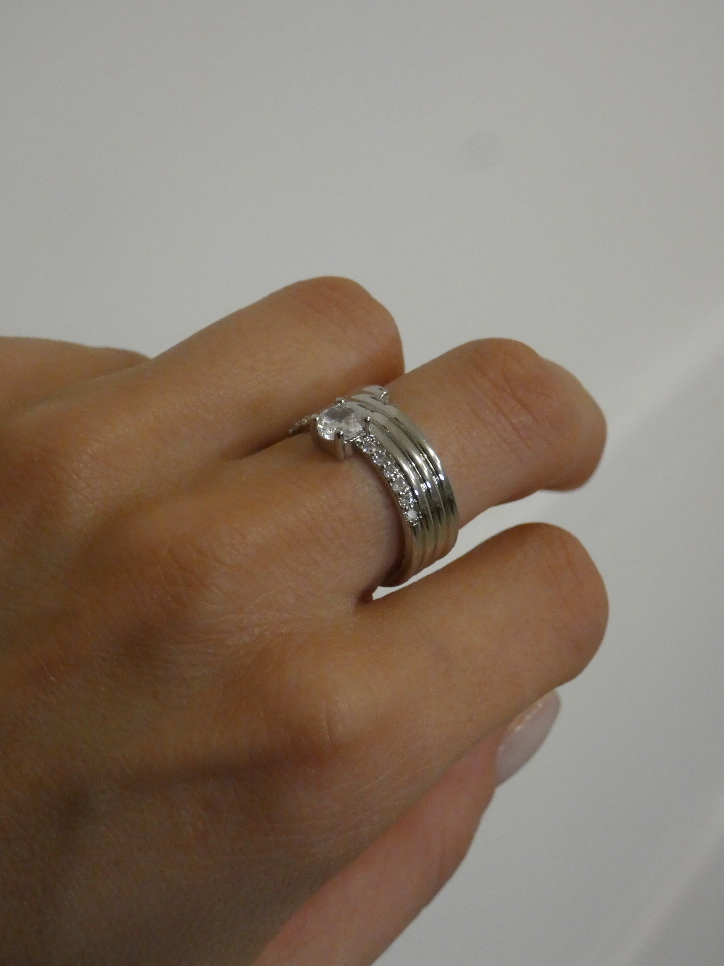 Anello Libra