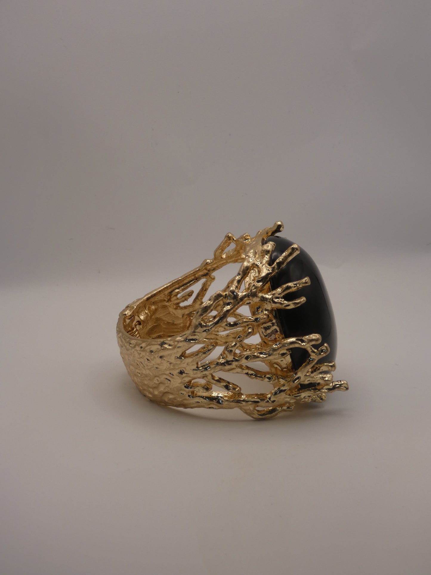 Konjoi Cuff