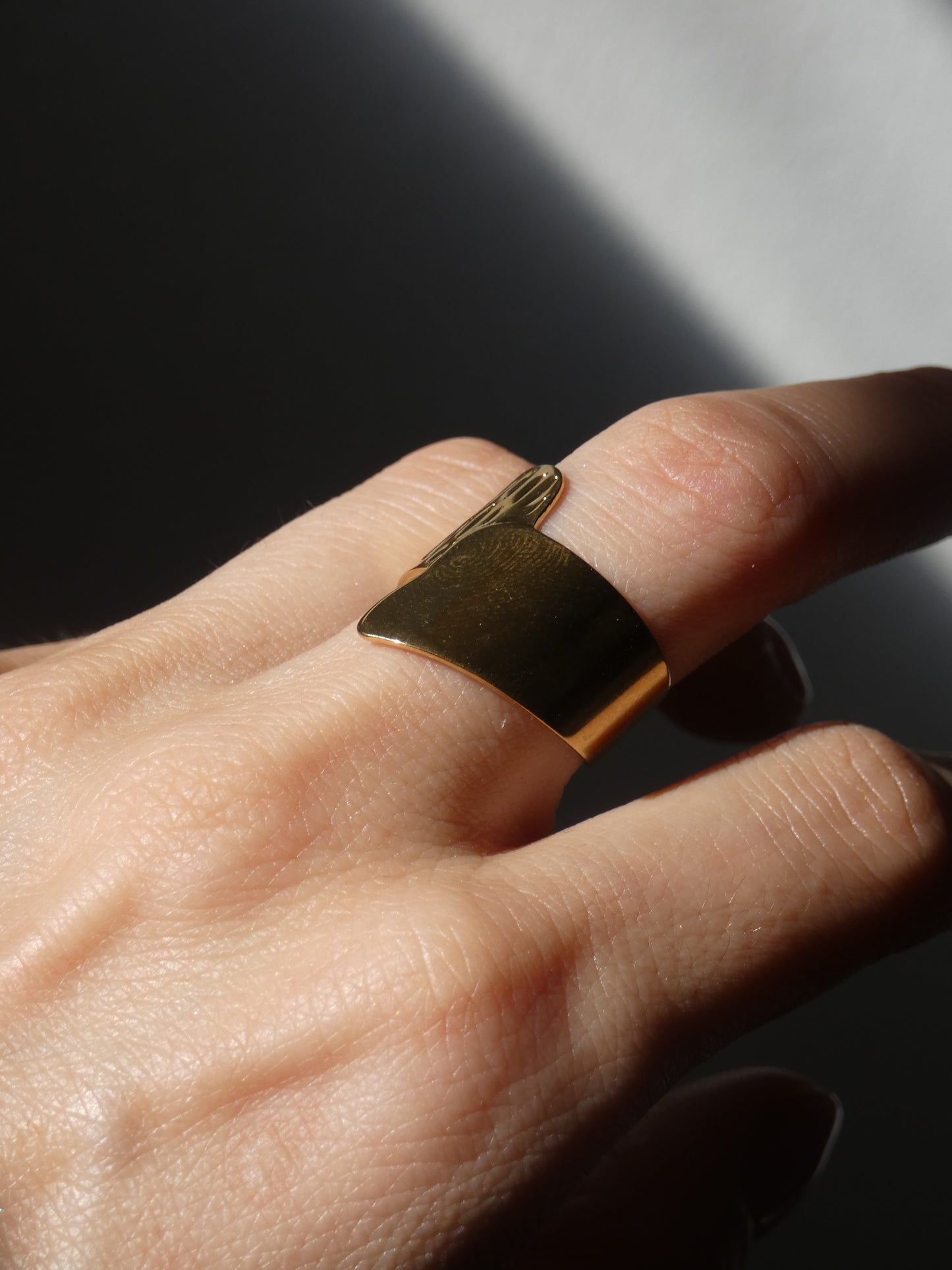 Anello Mina
