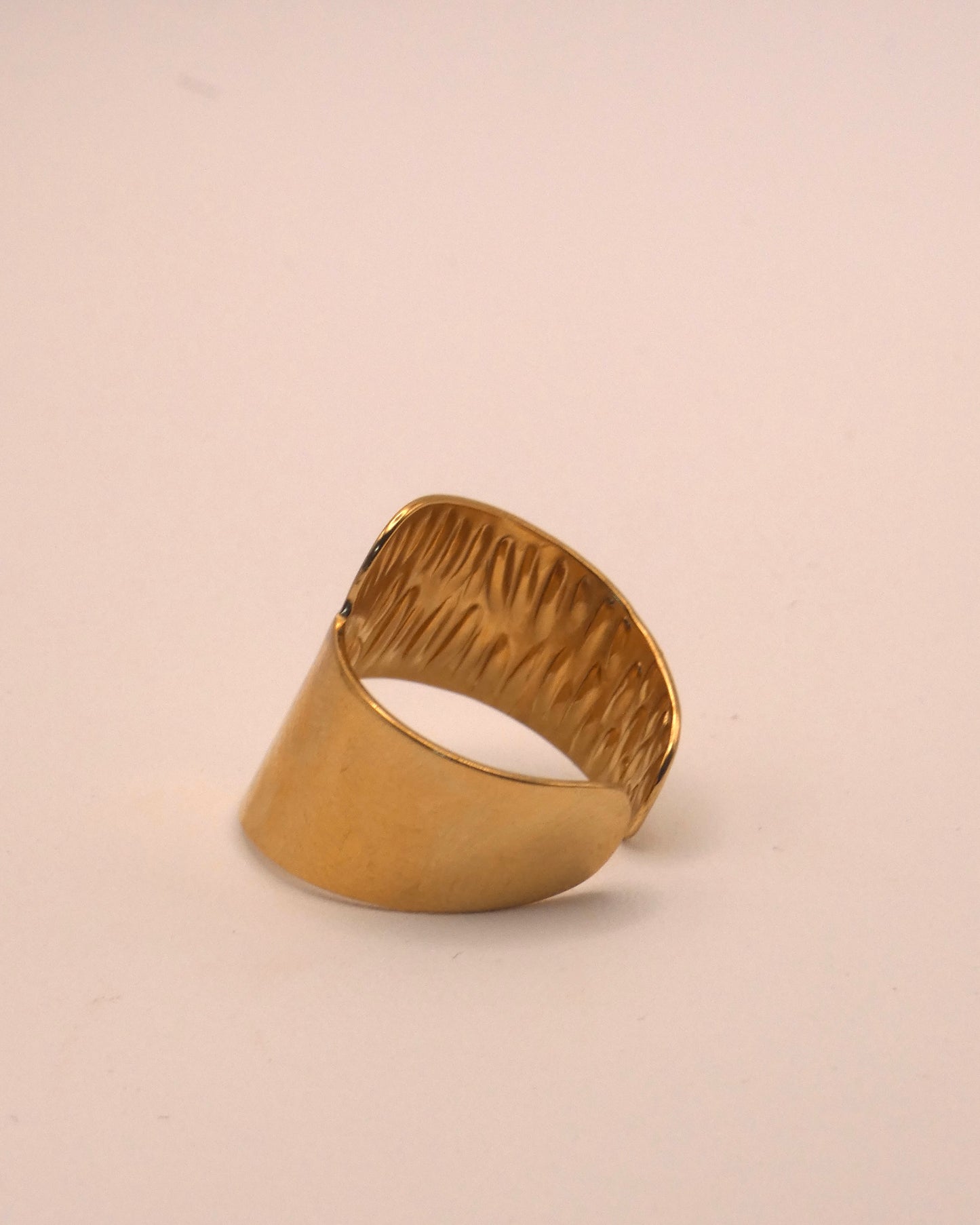 Anello Mina