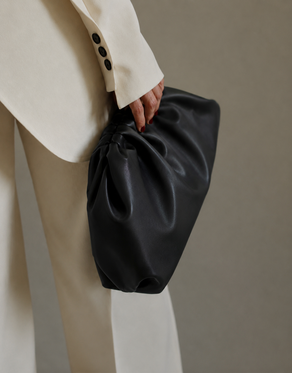 THE POUCH / Medium