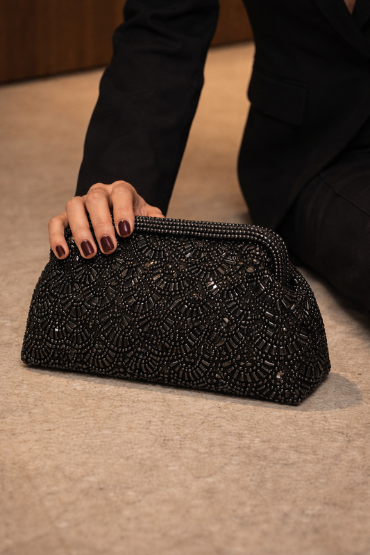 Madeleine Nuit Clutch