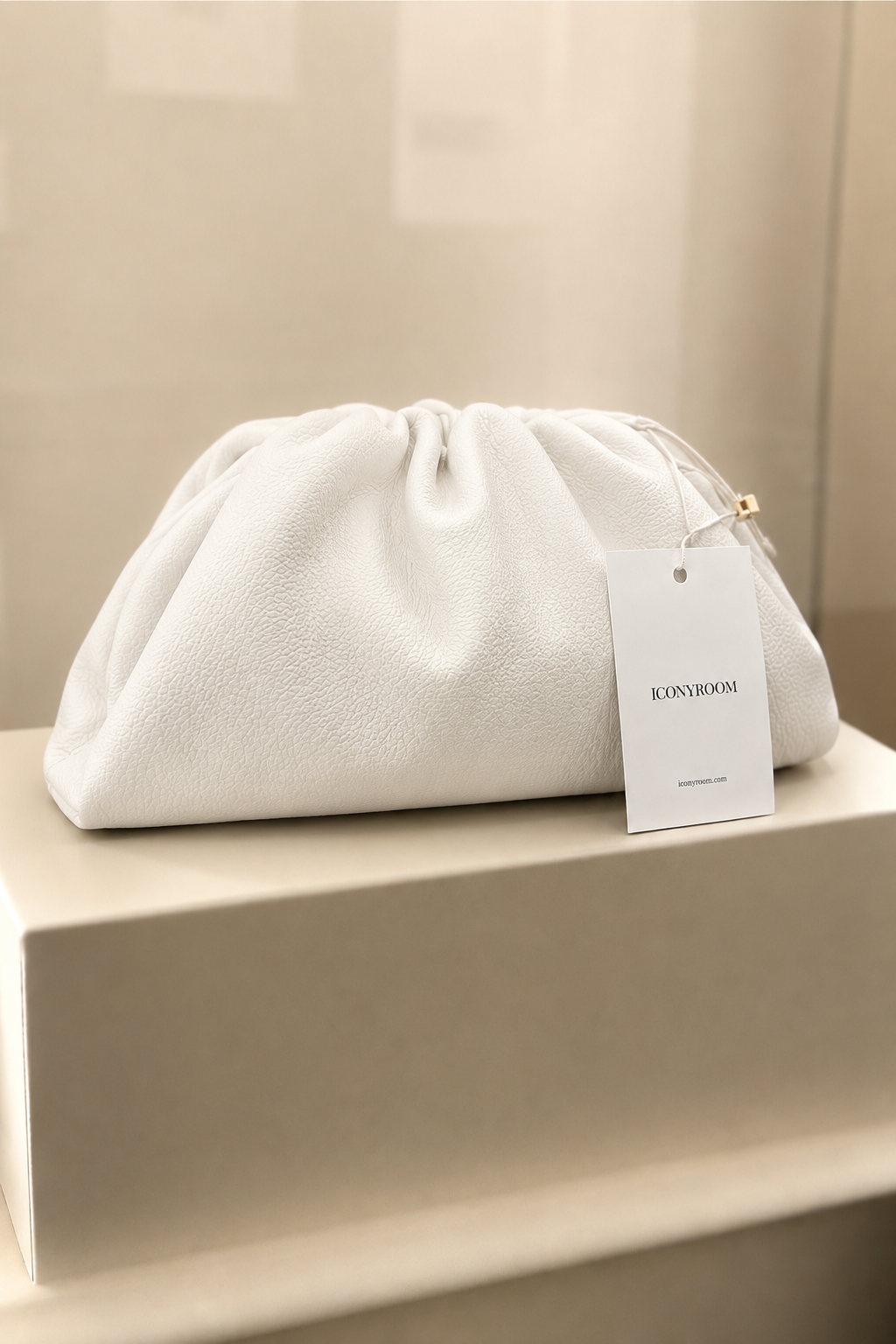 THE POUCH / Medium