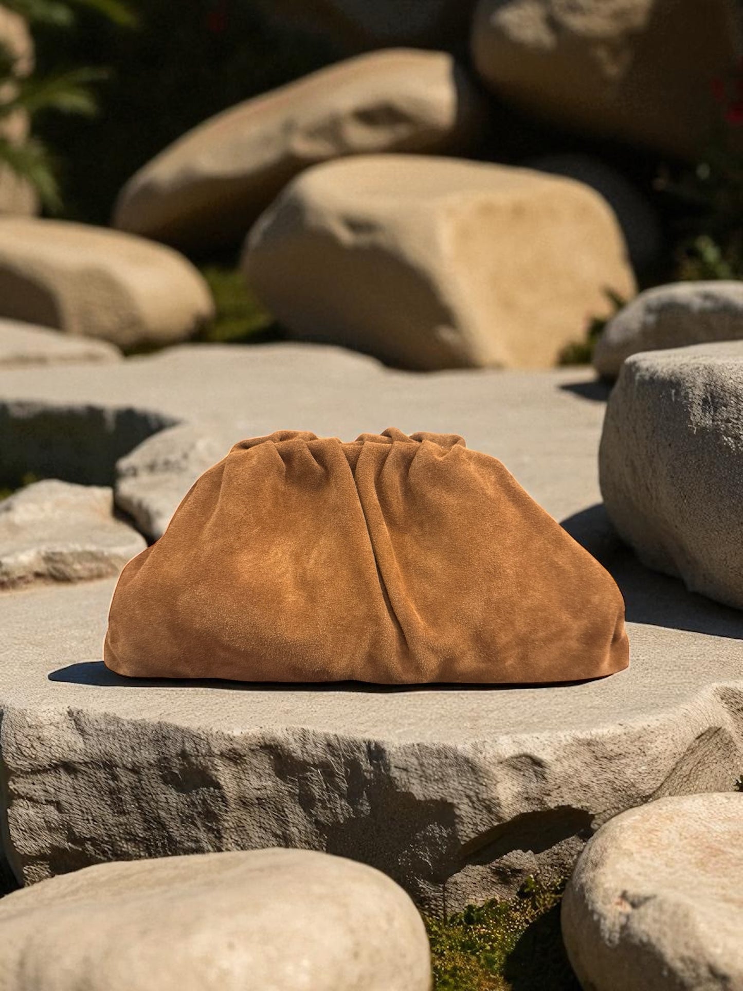 THE POUCH / Medium