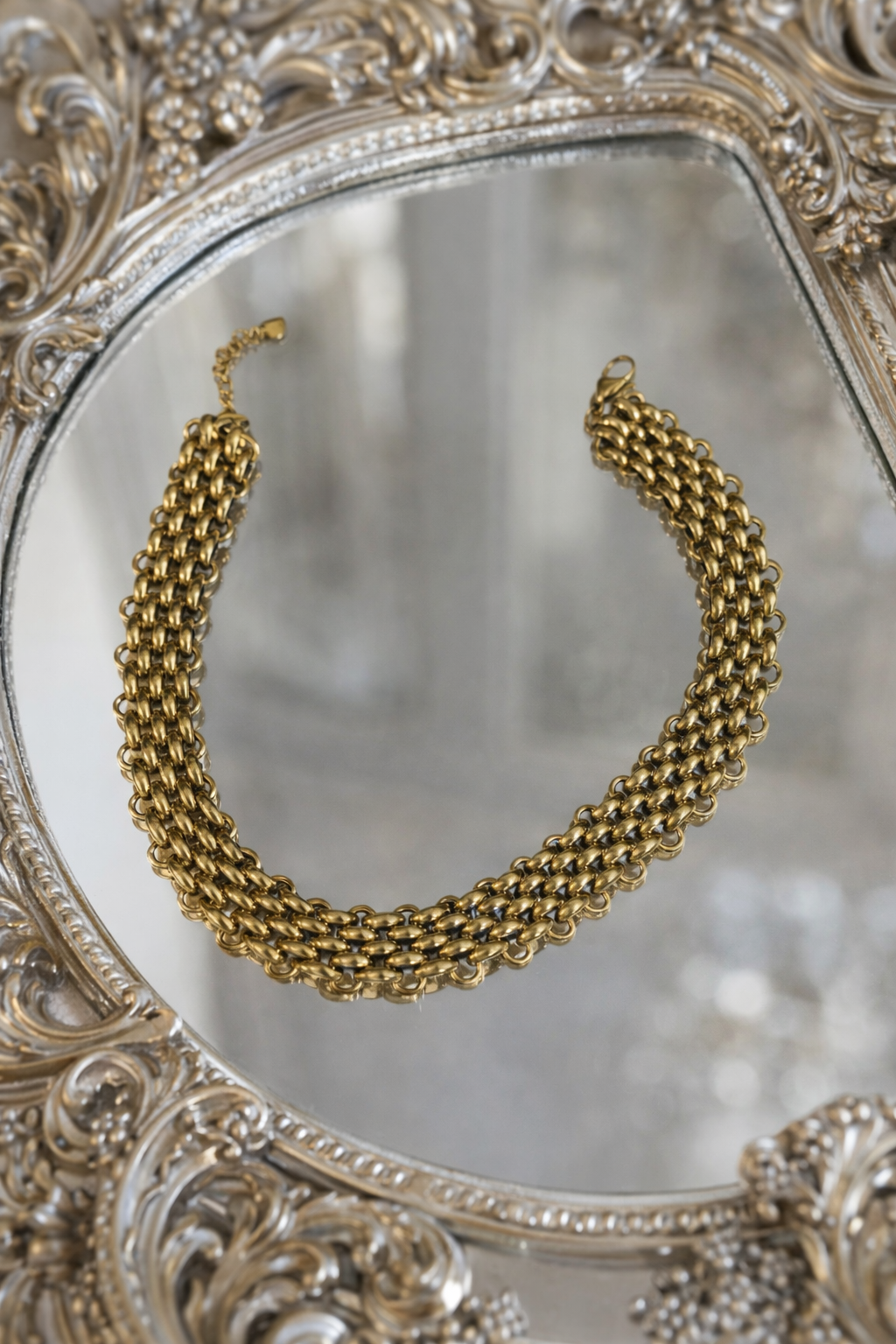Collana Alaia