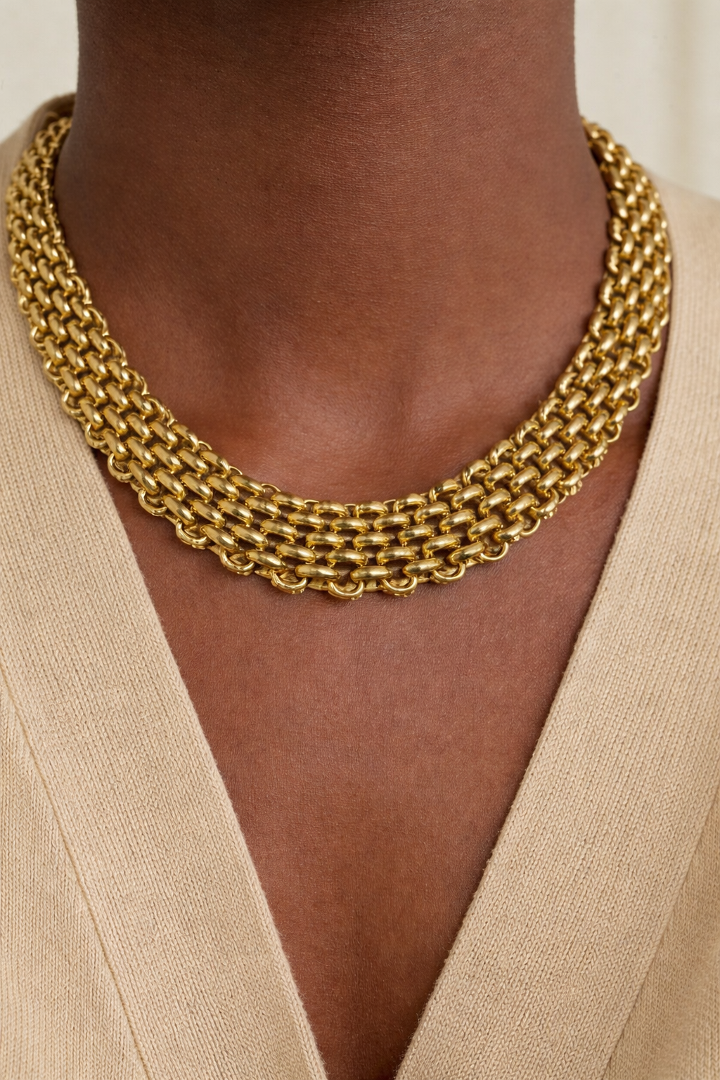 Collana Alaia